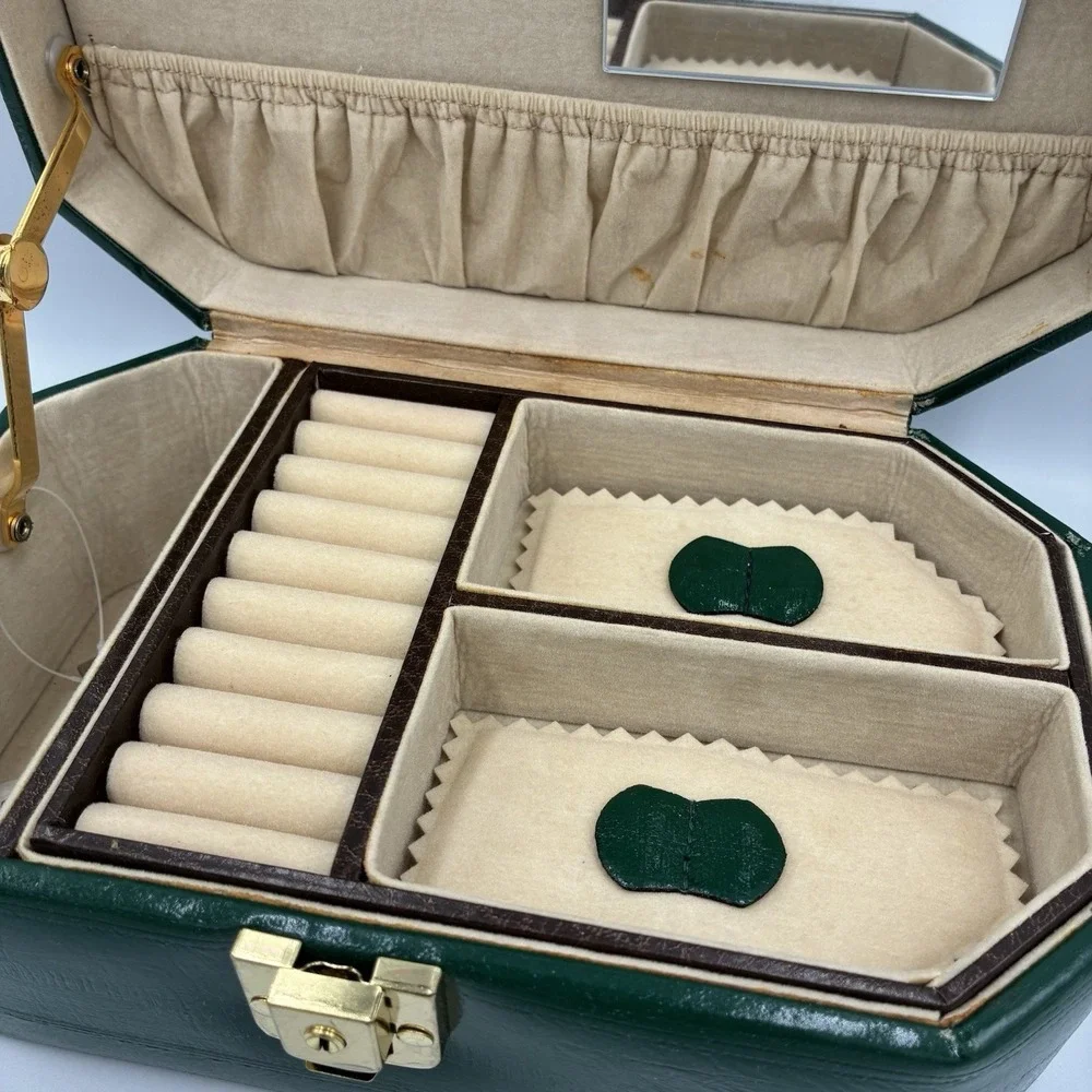Vintage International Silver Company Travel Jewelry Box Green Color